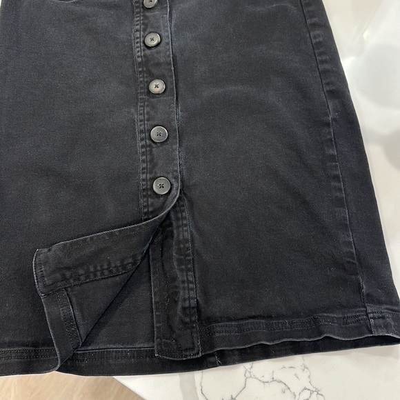 DOWNEAST Black Denim Knee Length Skirt Sz S - Picture 4 of 7
